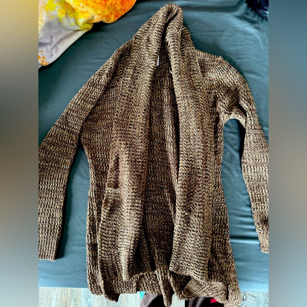 Romeo & Juliet cardigan sweater